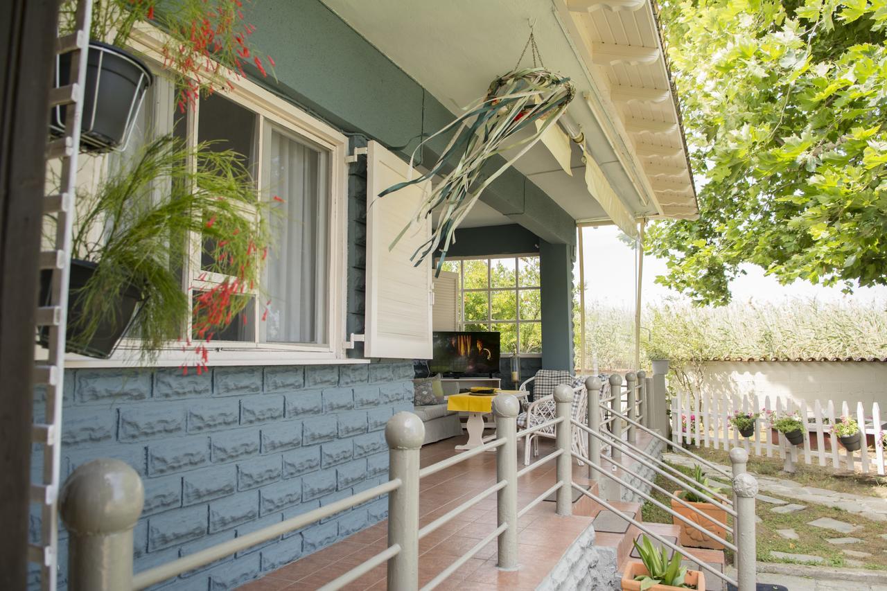 Seaside Cottage Paralia Katerinis Ngoại thất bức ảnh