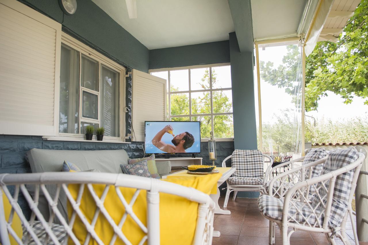 Seaside Cottage Paralia Katerinis Ngoại thất bức ảnh